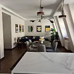 City Center Apt With Elevator Your Office Inlisbon